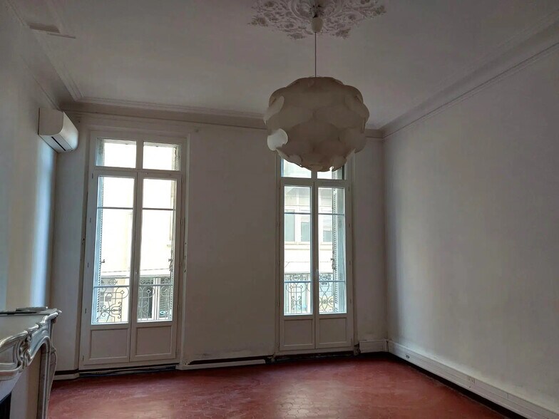 18 Rue Victor Clappier, Toulon for lease - Building Photo - Image 3 of 7