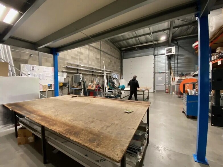 Flex in Brignais for sale - Interior Photo - Image 3 of 6