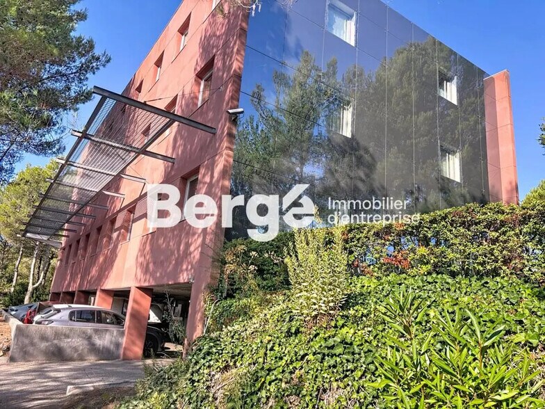 Office in SOPHIA ANTIPOLIS for lease - Building Photo - Image 1 of 8