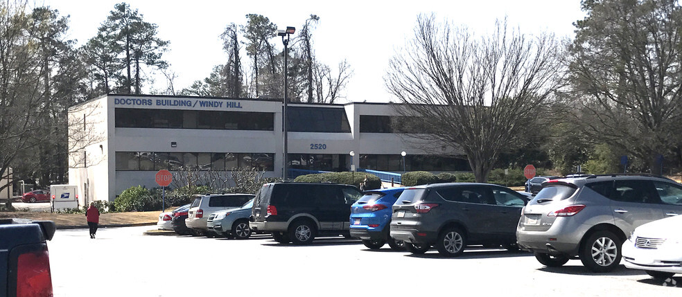 2520 Windy Hill Rd SE, Marietta, GA for lease - Primary Photo - Image 1 of 18