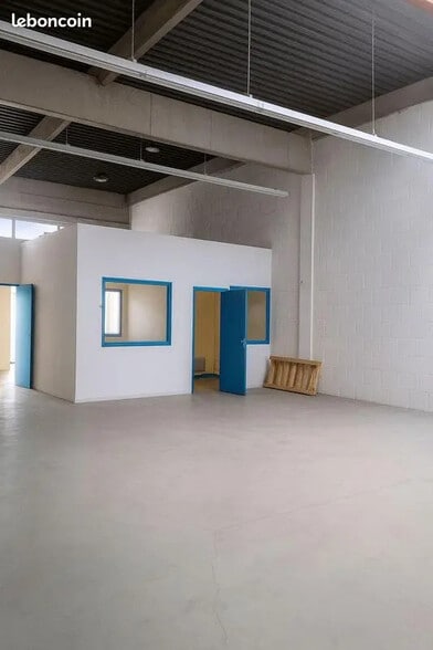 9 Rue François Coli, Blanquefort for lease - Interior Photo - Image 2 of 3