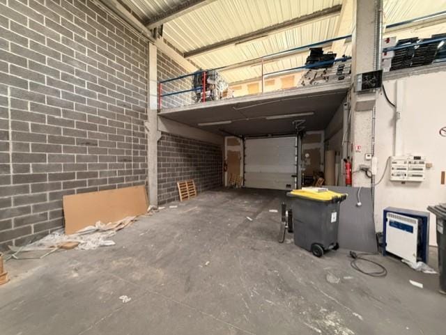 Flex in Wasquehal for lease - Interior Photo - Image 3 of 5