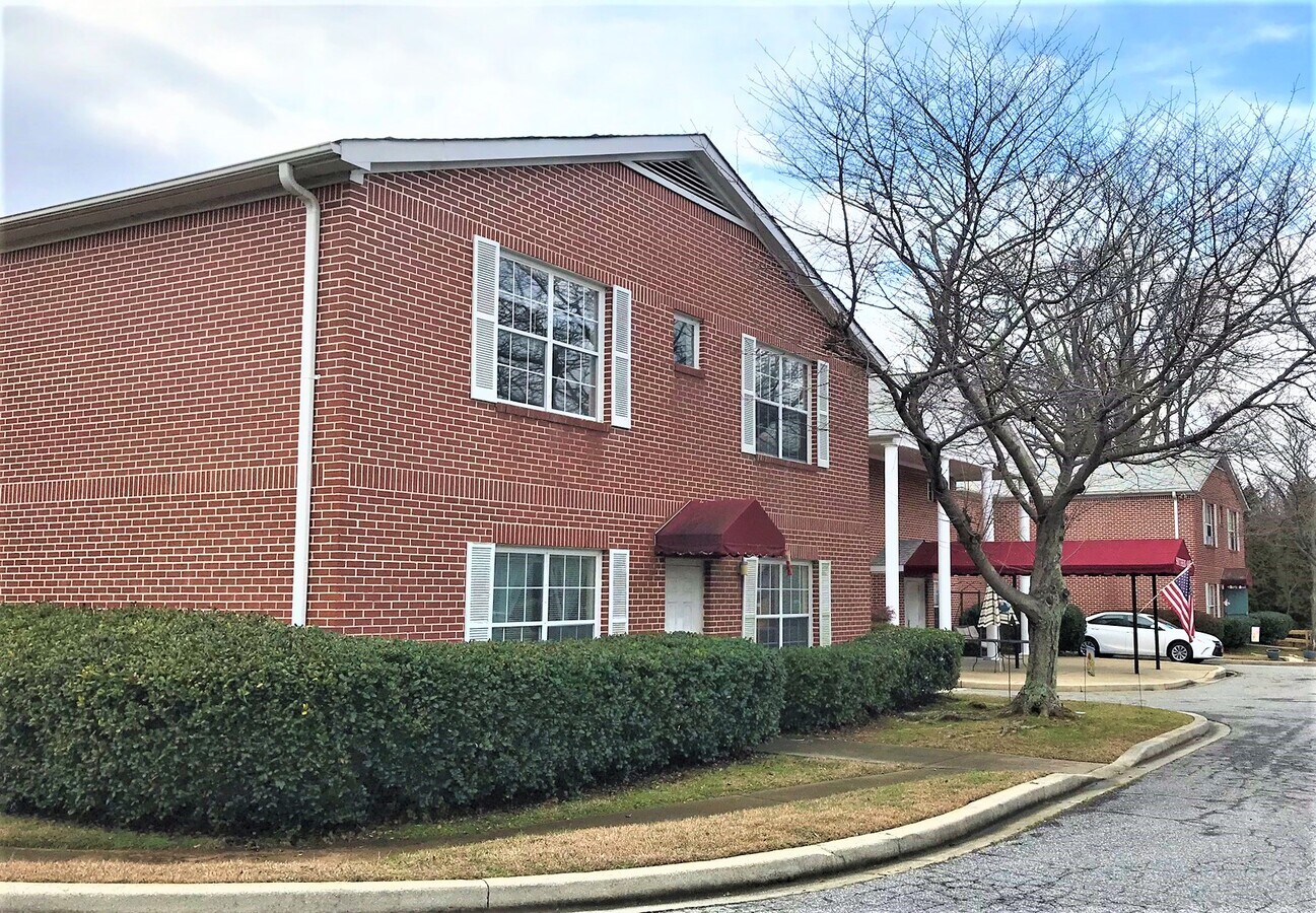 120 Roper Mountain Rd Ext, Greenville, SC 29615 Southern Oaks