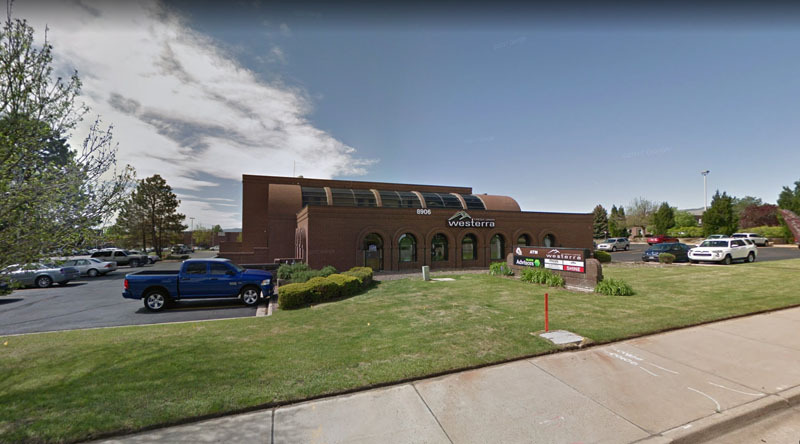 8906 W Bowles Ave, Littleton, CO for lease - Building Photo - Image 1 of 3