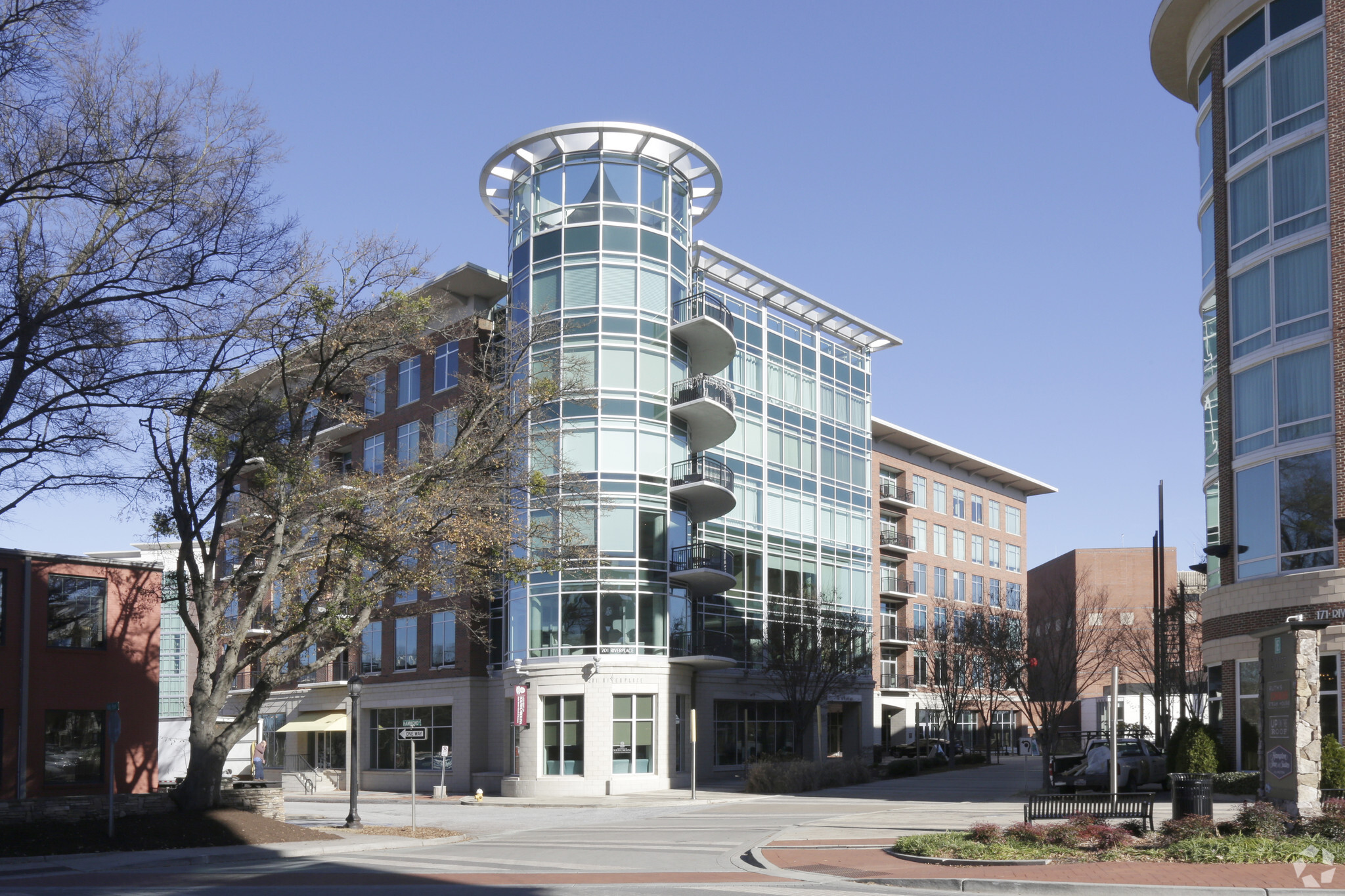 201 Riverplace, Greenville, SC for lease Primary Photo- Image 1 of 5