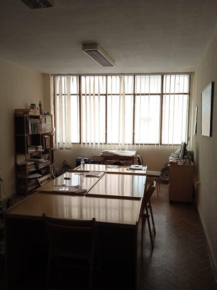 Retail in Cáceres, Cáceres for sale - Interior Photo - Image 3 of 3