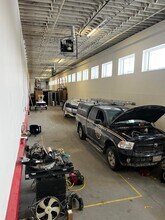 323 Edwin St, Winnipeg, MB for lease Interior Photo- Image 2 of 5