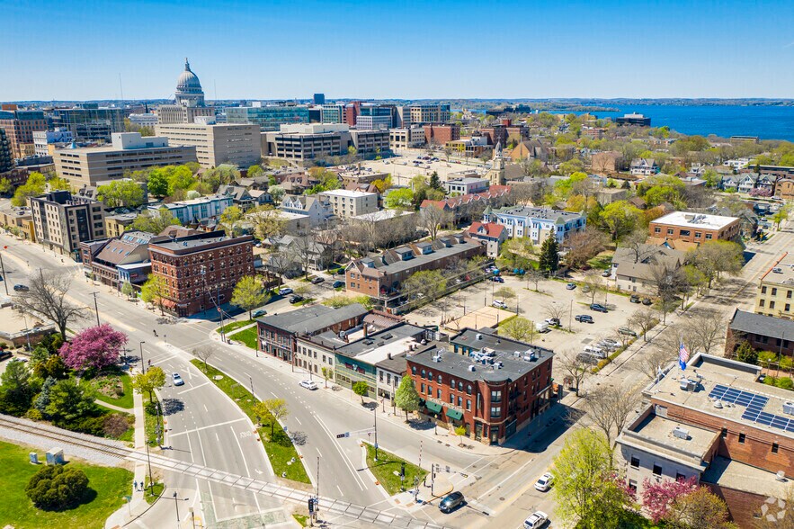 134-150 S Blair St, Madison, WI for sale - Aerial - Image 2 of 10