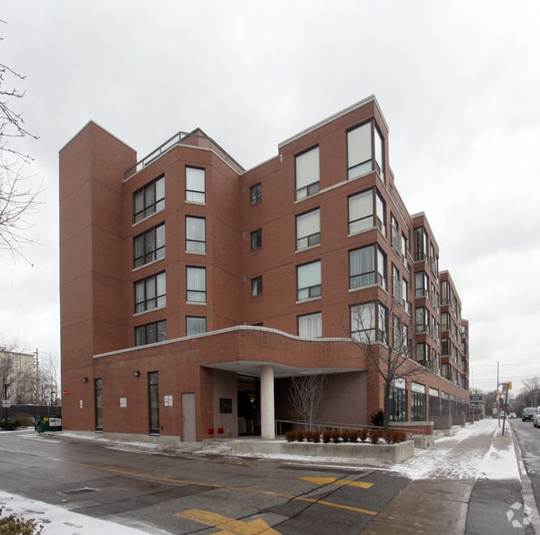 500 Glencairn Ave, Toronto, ON for lease - Building Photo - Image 2 of 3