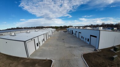 1050 N Birch Ave, Broken Arrow, OK for lease Building Photo- Image 1 of 5