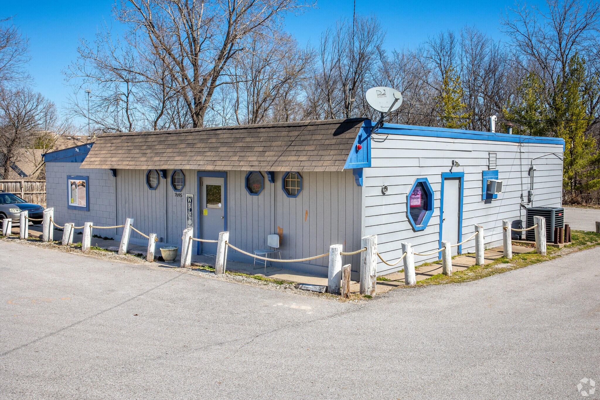 7695 NW Beaver Dr, Johnston, IA for sale Primary Photo- Image 1 of 1