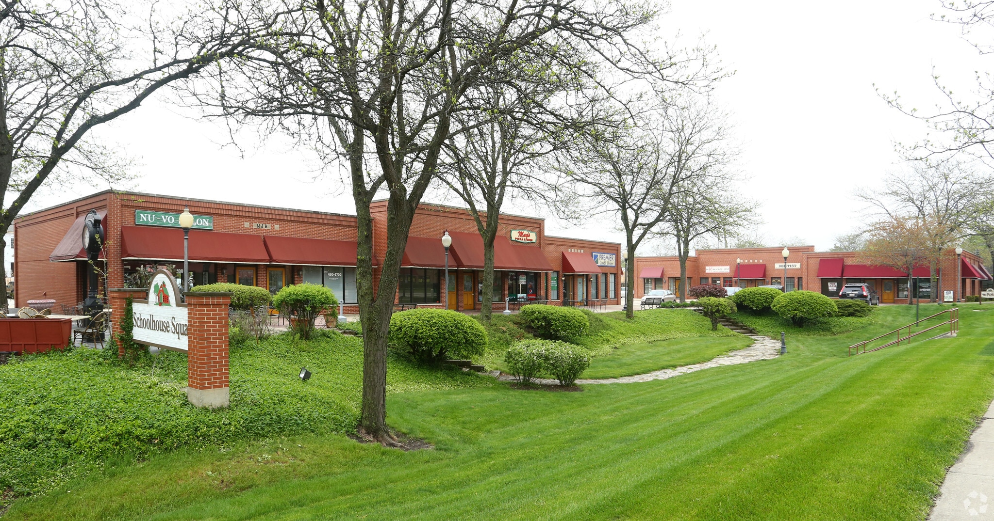 10-50 W Schaumburg Rd, Schaumburg, IL for lease Building Photo- Image 1 of 7