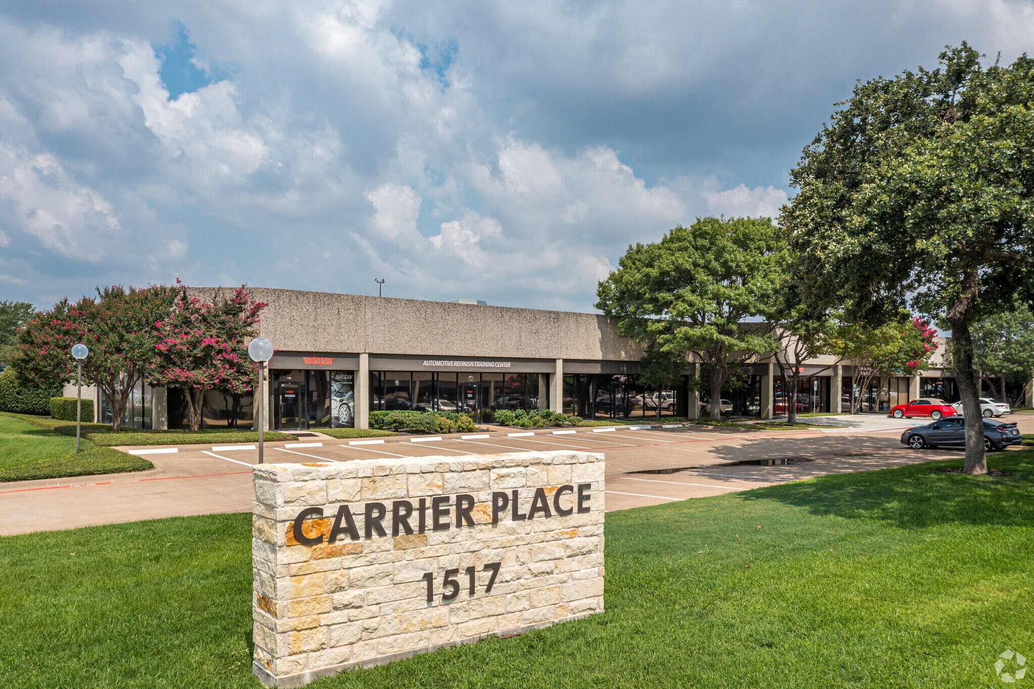 1517 W Carrier Pky, Grand Prairie, TX 75050 Carrier Place