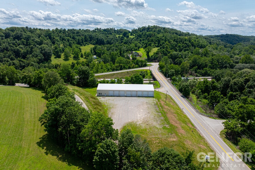 118 Twin Bridges Rd, Charleroi, PA for lease - Aerial - Image 1 of 5