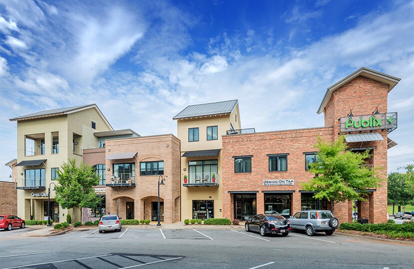 400500 E McBee Ave, Greenville, SC 29601 McBee Station