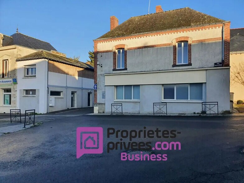 Flex in OMBREE D'ANJOU for sale - Building Photo - Image 1 of 6
