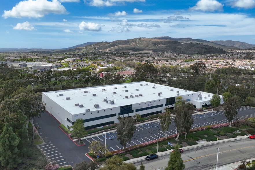 16990 Goldentop Rd, San Diego, CA for lease - Aerial - Image 2 of 8