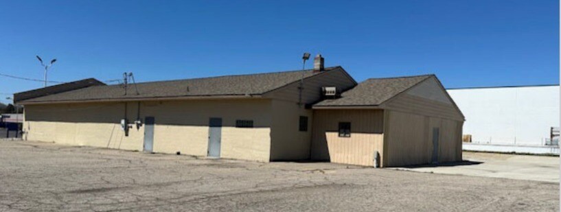 2905 Davison Rd, Flint, MI for sale Primary Photo- Image 1 of 1