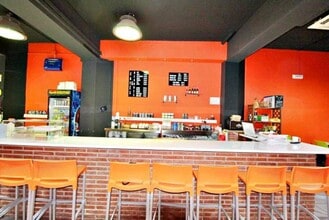 Retail in Granollers, Barcelona for lease Interior Photo- Image 2 of 8