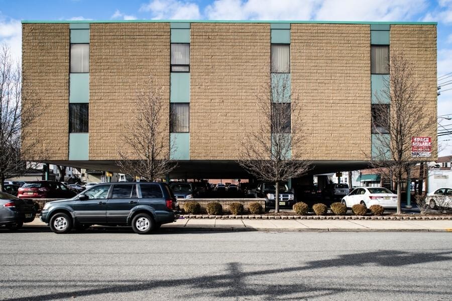 71 Union Ave, Rutherford, NJ 07070 71 Union Ave Building