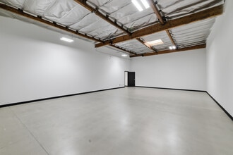 12611 Hiddencreek Way, Cerritos, CA for lease Interior Photo- Image 2 of 8
