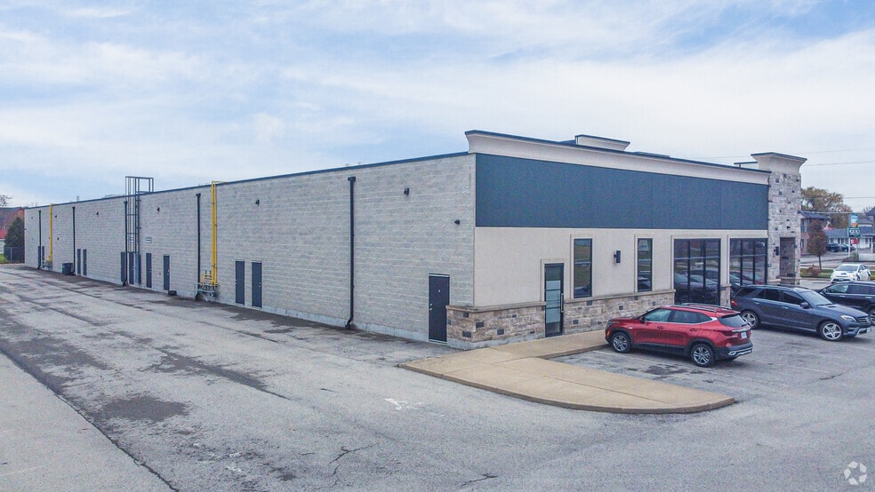 8685 Lundy's Ln, Niagara Falls, ON for lease - Building Photo - Image 3 of 4