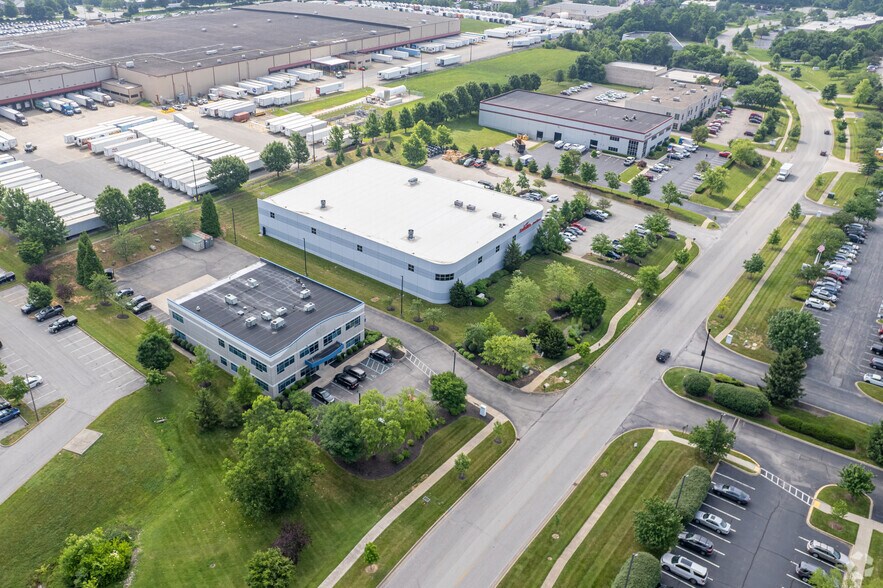 2301 Stanley Gault Pky, Louisville, KY for lease - Aerial - Image 2 of 4