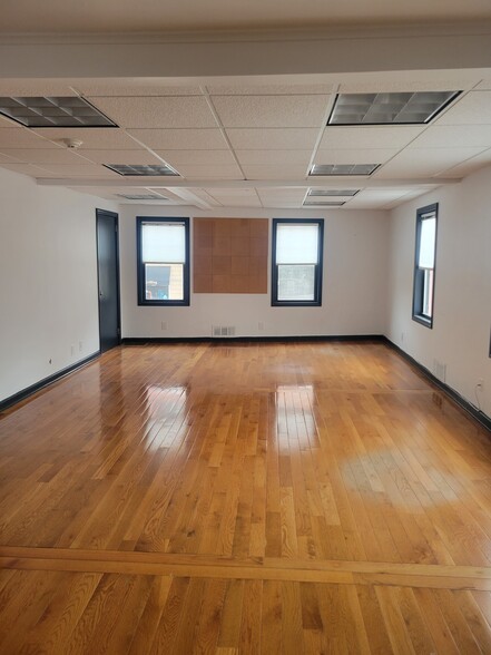 50 W South Orange Ave, South Orange, NJ for lease - Building Photo - Image 3 of 7