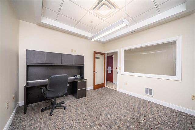 306 Washington St, Hoboken, NJ for lease - Interior Photo - Image 1 of 33