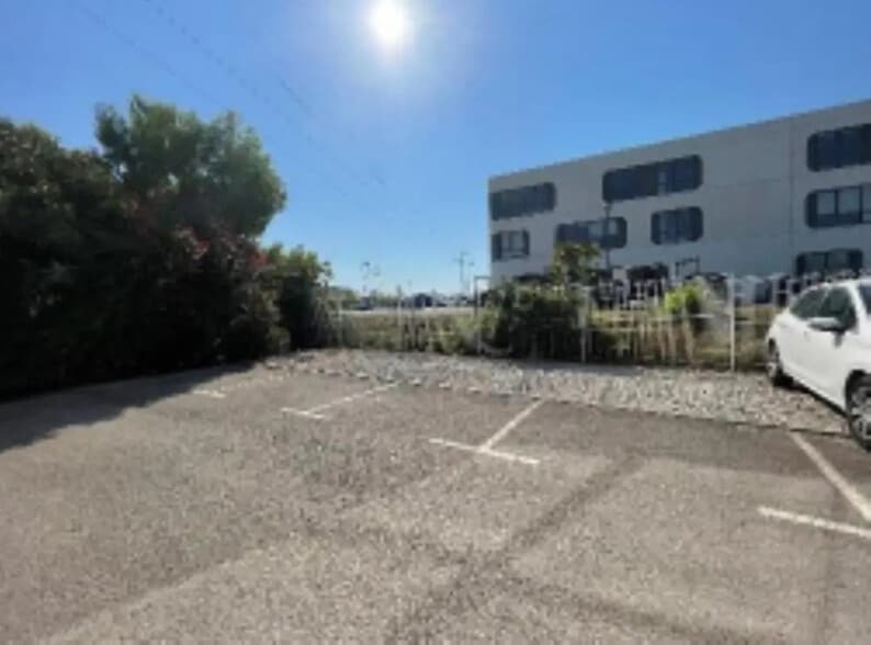 Office in Castelnau-le-Lez for lease - Building Photo - Image 1 of 5