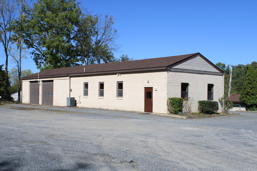 716 New Brunswick Ave, Alpha, NJ for lease - Building Photo - Image 1 of 10