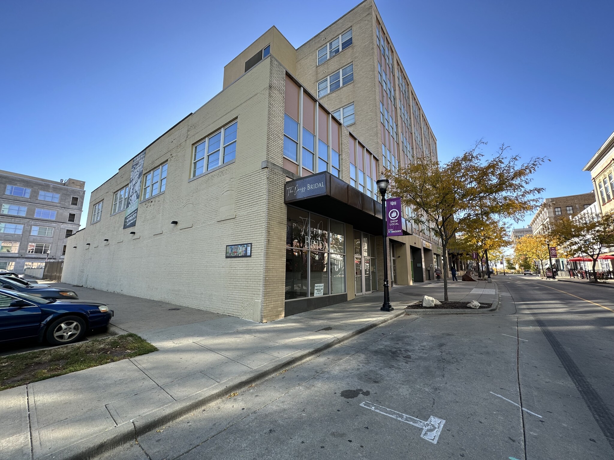 318 Park Central E, Springfield, MO for lease Building Photo- Image 1 of 9