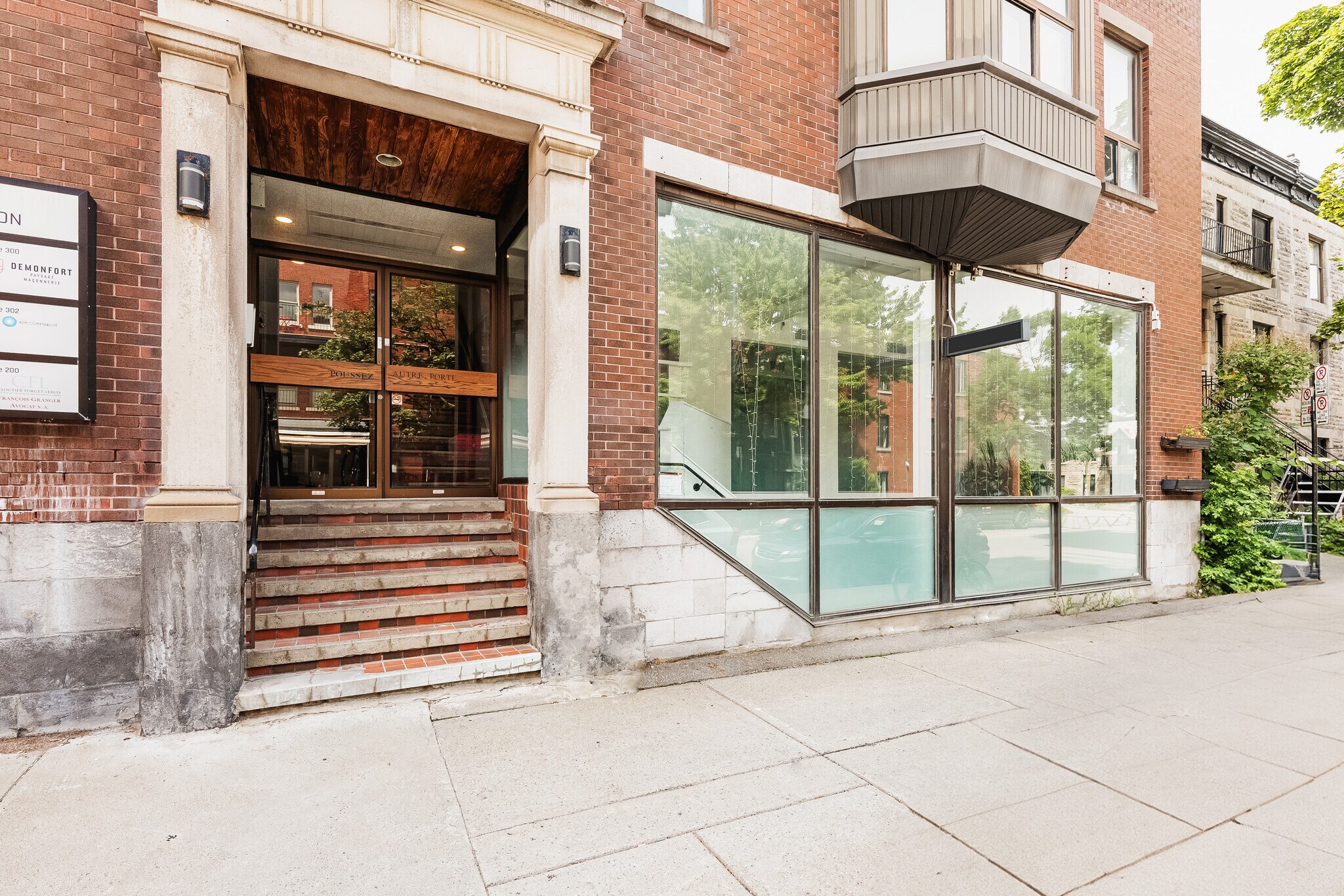 5100 Rue Hutchison, Montréal, QC for lease Primary Photo- Image 1 of 2