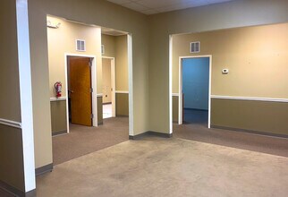 6269 Beach Blvd, Jacksonville, FL for lease Building Photo- Image 2 of 8