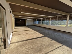 2950-2952 NW Yeon, Portland, OR for lease Building Photo- Image 2 of 13