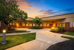 15 Roszel Rd, West Windsor NJ - Post Office