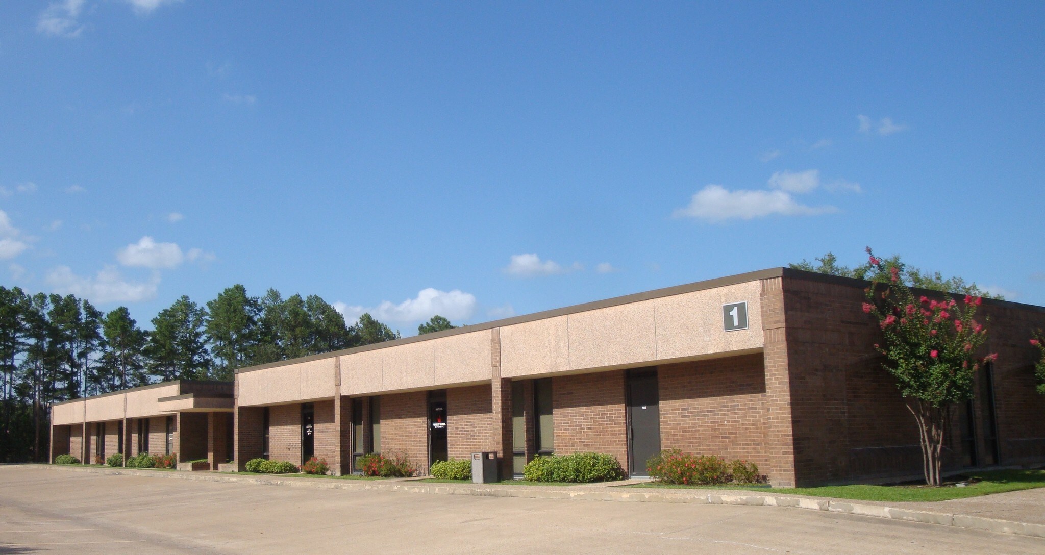 3800 Paluxy Dr, Tyler, TX for sale Primary Photo- Image 1 of 1