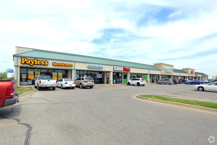 4903 N Union Ave, Shawnee, OK for lease - Primary Photo - Image 1 of 8