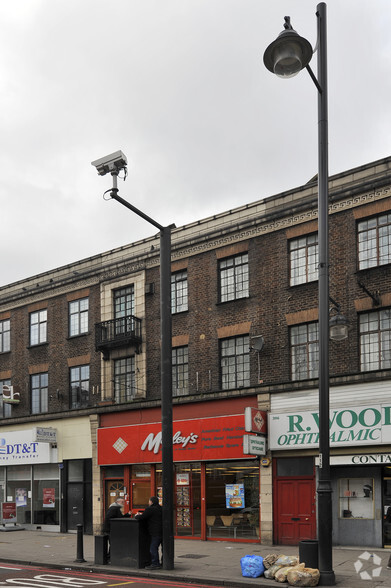 396-398 Brixton Rd, London for sale - Building Photo - Image 3 of 3