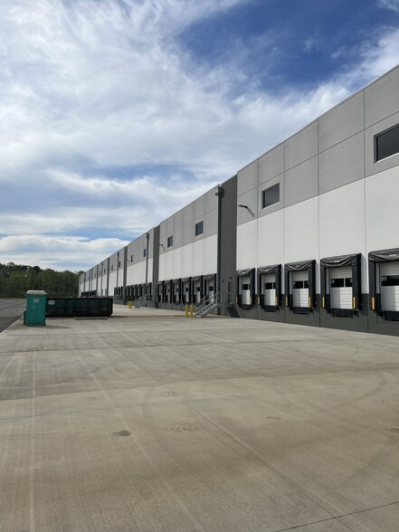 601 Logistics Pky, Jackson, GA for lease - Building Photo - Image 2 of 10