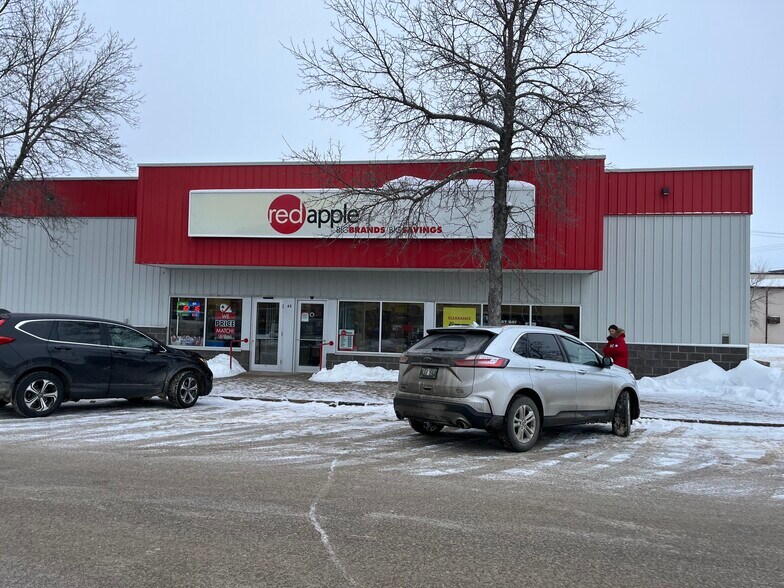 63 Second, Lac Du MB R0E 1A0