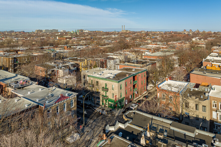 2129-2139 Rue Marie-Anne E, Montréal, QC for sale - Aerial - Image 2 of 4