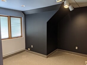 1401 Stone Rd, Rochester, NY for lease Interior Photo- Image 2 of 6