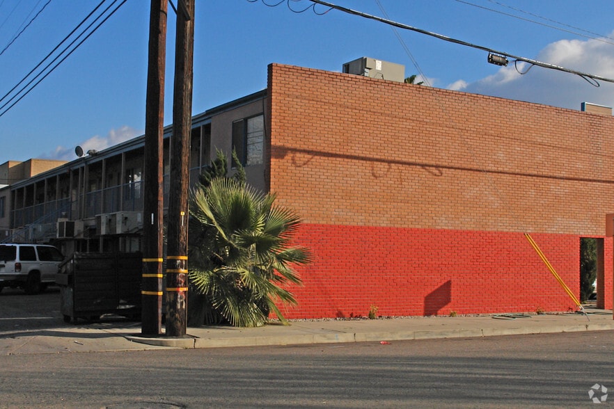 1640 W Mineral King Ave, Visalia, CA 93291 Mineral King Professional