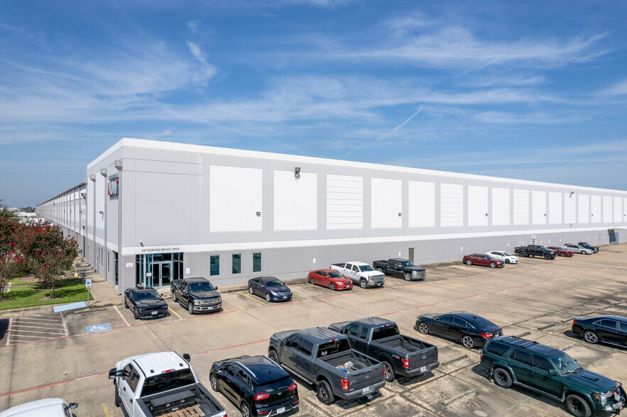 359 Old Underwood Rd, La Porte, TX for lease - Building Photo - Image 1 of 5