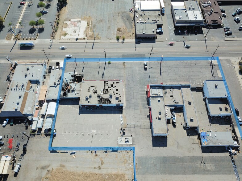 1408 E Highland Ave, San Bernardino, CA for lease - Building Photo - Image 3 of 5