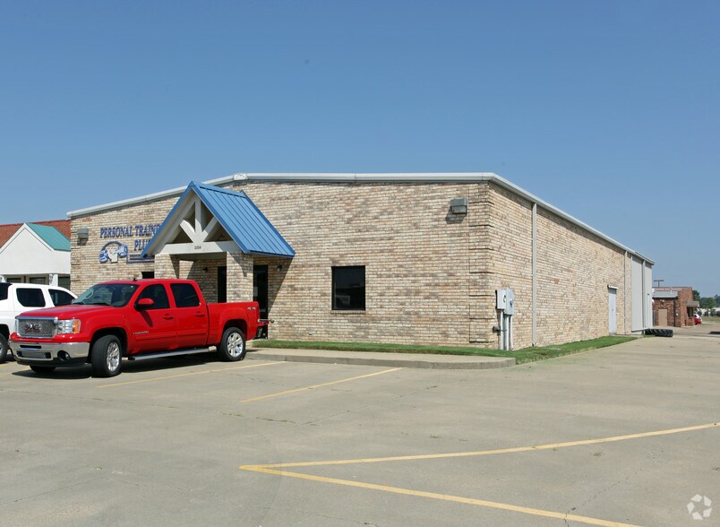 2204 Fowler Ave, Jonesboro, AR for sale - Primary Photo - Image 1 of 1