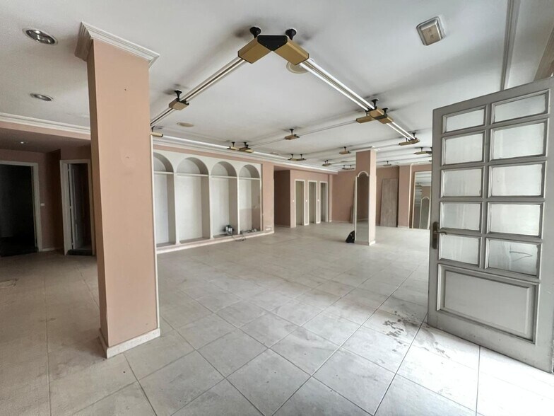 Retail in Castrillón, Asturias for lease - Building Photo - Image 3 of 18