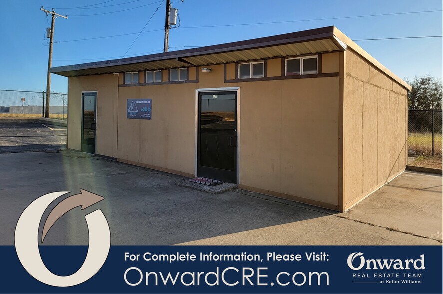 688 Alliance Pky, Hewitt, TX for lease - Building Photo - Image 3 of 45