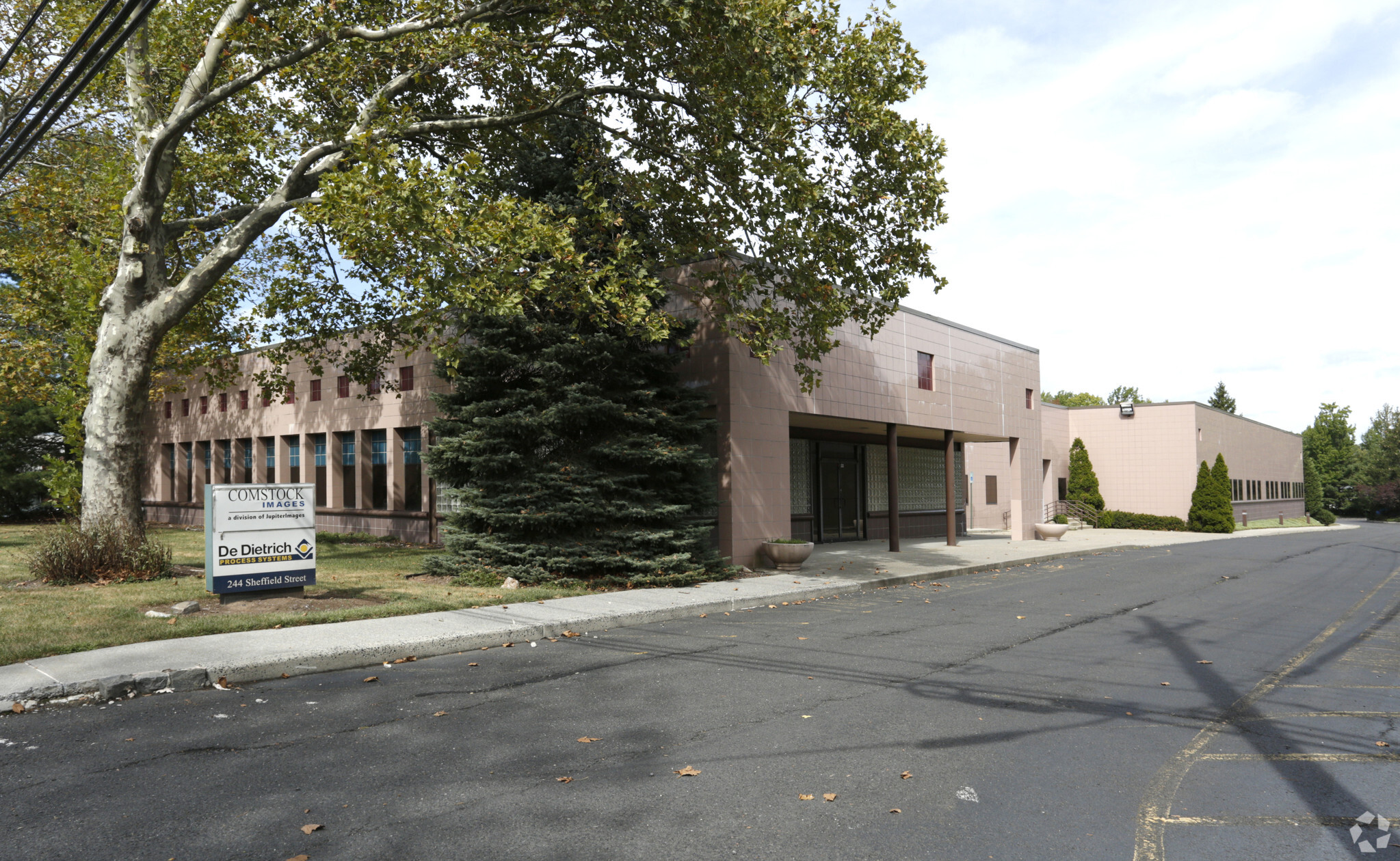 244 Sheffield St, Mountainside, NJ for lease Primary Photo- Image 1 of 5